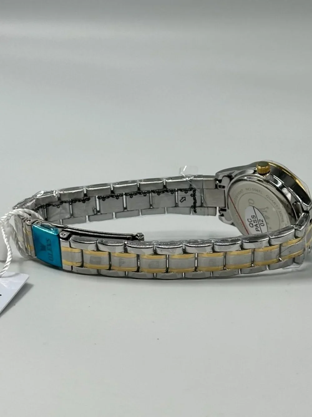 Olevs Watch Women Silver Gold Two Tone Date Window New Battery  7.25